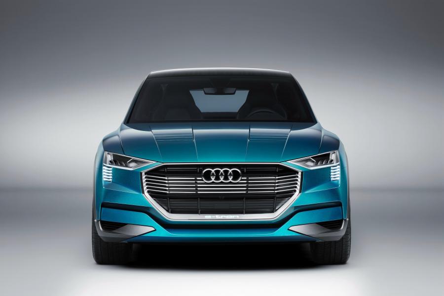  Audi e-tron Quattro Concept 2015 года  (фото 5 из 30)